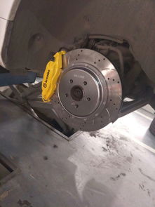 從容制動，精準演繹——奔馳SL350改裝Brembo六活塞剎車卡鉗+Dicase孔線盤案例